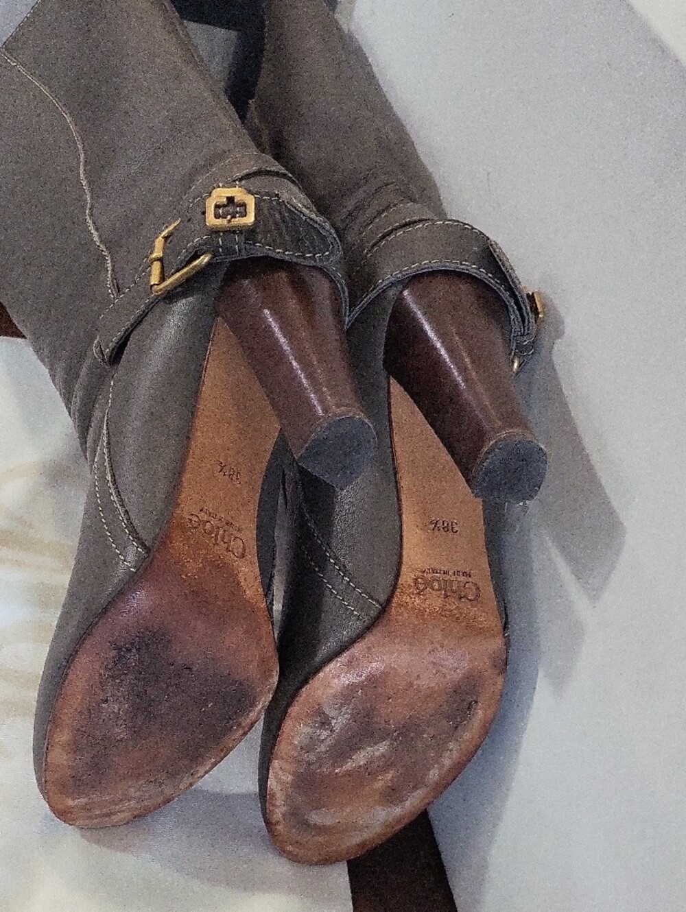Chloe Taupe Leather Knee High Boots Gold Buckle Italy Box & Dust Bag EU 38.5/8.5 - Picture 4 of 5